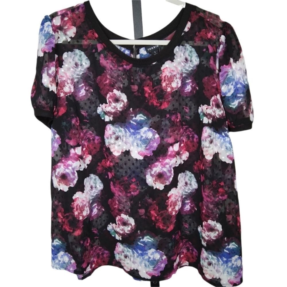 TORRID Dotted Swiss ROSE S/S TOP 1X